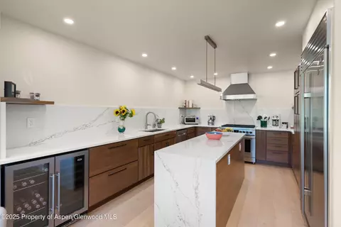 Kitchen - 2240 Old Herron Road Basalt Co 81621 Rd, Basalt, CO 81621 photo 1 of 4