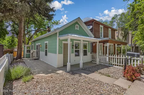 727 Bennett Avenue Glenwood Springs Co 81601 Ave, Glenwood Springs, CO 81601
