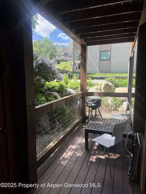35 Campground Lane E4 Snowmass Village Co 81615 Ln #E4, Snowmass Village, CO 81615