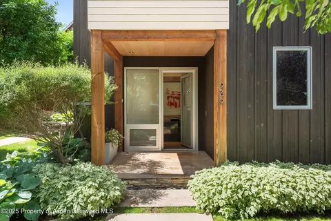 939 E Cooper Avenue Aspen Co 81611 Ave, Aspen, CO 81611