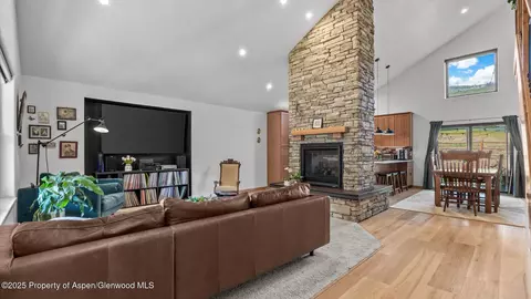 57 Beaver Court Glenwood Springs Co 81601 Ct, Glenwood Springs, CO 81601