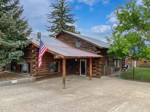 950 Cleveland Street Meeker Co 81641 St, Meeker, CO 81641