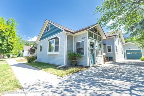 1126 Pitkin Avenue Glenwood Springs Co 81601 Ave, Glenwood Springs, CO 81601