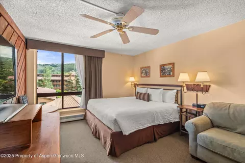 300 Carriage Way 625 Snowmass Village Co 81615 Way #625, Snowmass Village, CO 81615