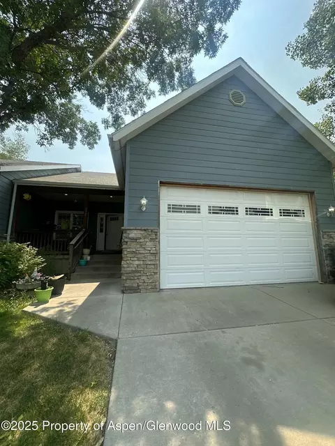 132 S Golden Drive Silt Co 81652 Dr, Silt, CO 81652