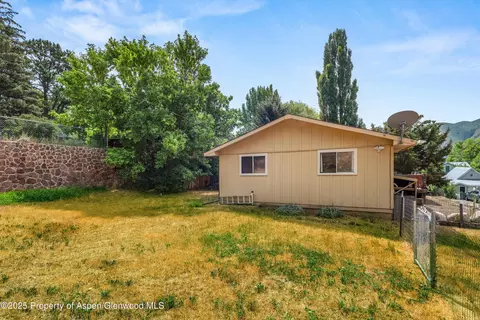 Exterior - 112 E Hillside Drive Basalt Co 81621 Dr, Basalt, CO 81621 photo 5 of 6