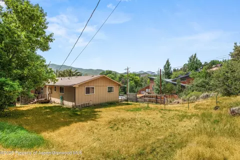Exterior - 112 E Hillside Drive Basalt Co 81621 Dr, Basalt, CO 81621 photo 4 of 6