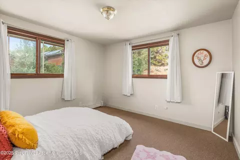 Bedroom - 112 E Hillside Drive Basalt Co 81621 Dr, Basalt, CO 81621 photo 3 of 4