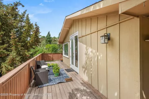 Exterior - 112 E Hillside Drive Basalt Co 81621 Dr, Basalt, CO 81621 photo 3 of 6