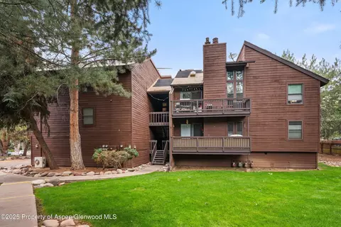 3800 Old Lodge Road A4 Glenwood Springs Co 81601 Rd #A4, Glenwood Springs, CO 81601