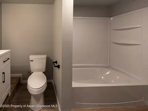 Bath - 96 Apache Drive New Castle Co 81647 Dr, New Castle, CO 81647 photo 3 of 5
