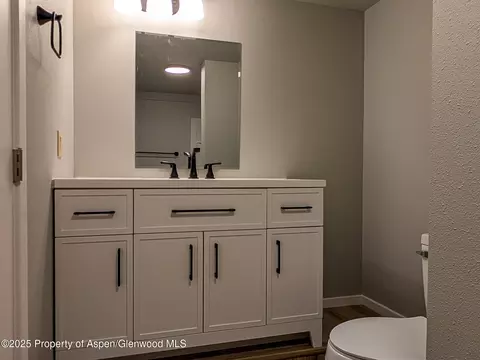 Bath - 96 Apache Drive New Castle Co 81647 Dr, New Castle, CO 81647 photo 4 of 5