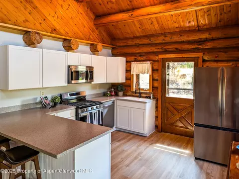 Kitchen - 96 Apache Drive New Castle Co 81647 Dr, New Castle, CO 81647 photo 2 of 4