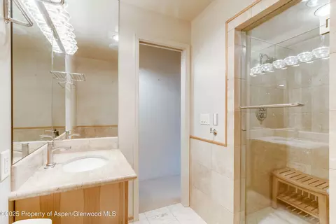Bath - 4214 Columbine Way 5 Eagle Co 81631 #5, Eagle, CO 81631 photo 1 of 3