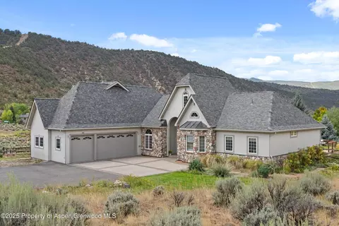 156 Dolores Circle Glenwood Springs Co 81601 Cir, Glenwood Springs, CO 81601