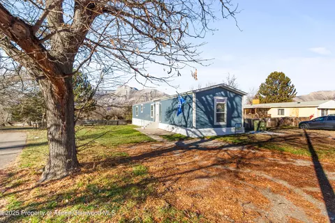 124 W Carson Circle Parachute Co 81635 Cir, Parachute, CO 81635