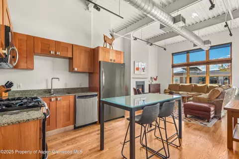 Kitchen - 231 Robinson Street Apt R-340 Basalt Co 81621 St # R-340, Basalt, CO 81621 photo 2 of 2
