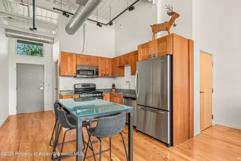 Kitchen - 231 Robinson Street Apt R-340 Basalt Co 81621 St # R-340, Basalt, CO 81621 photo 1 of 2