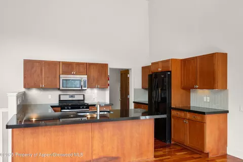 Kitchen - 630 Evans Court Basalt Co 81621 Ct, Basalt, CO 81621 photo 2 of 2