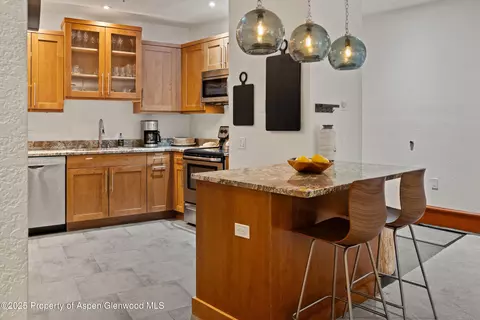 425 Wood Road 19 Snowmass Village Co 81615 Rd #19, Snowmass Village, CO 81615