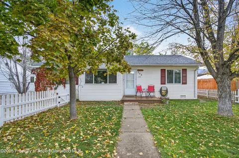 305 Elm Avenue Rifle Co 81650 Ave, Rifle, CO 81650