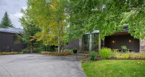 28 Maroon Drive Aspen Co 81611 Dr, Aspen, CO 81611