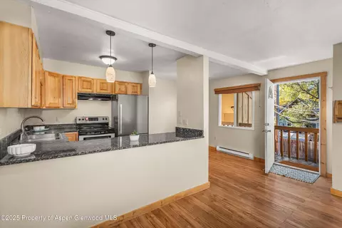 718 Main Street Carbondale Co 81623 St, Carbondale, CO 81623