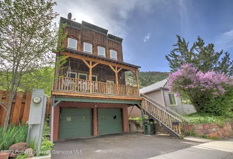 810 Lincoln Avenue Glenwood Springs Co 81601 Ave, Glenwood Springs, CO 81601