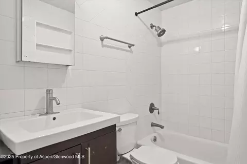 425 Park Circle A2 Aspen Co 81611 #A2, Aspen, CO 81611 photo 3