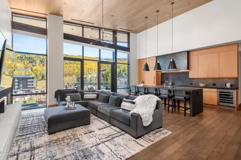 77 Wood Road 706e Snowmass Village Co 81615 Rd #706E, Snowmass Village, CO 81615