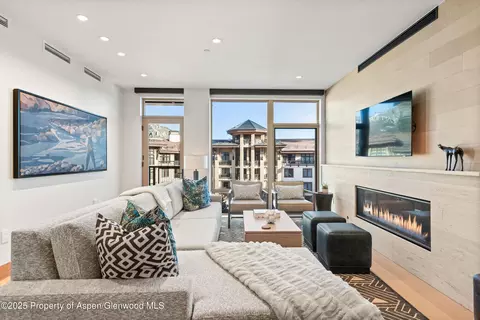 130 Wood Road 560-562 Snowmass Village Co 81615 #560-562, Snowmass Village, CO 81615