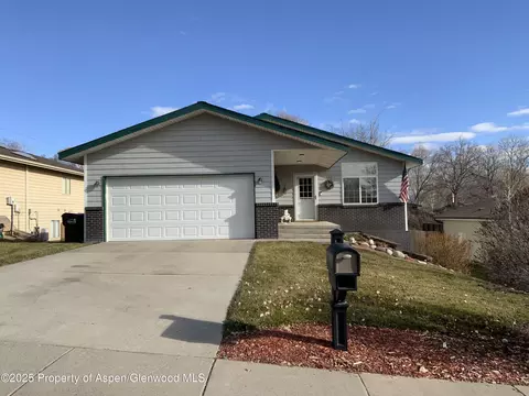660 Aspen Avenue Rifle Co 81650 Ave, Rifle, CO 81650