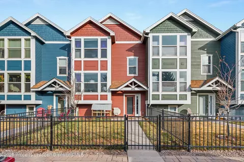 895 Main Street Carbondale Co 81623 St, Carbondale, CO 81623