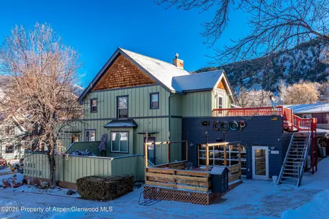1002 Cooper Avenue Glenwood Springs Co 81601 Ave, Glenwood Springs, CO 81601