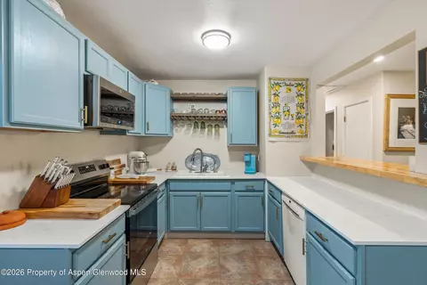 805 Munro Avenue Rifle Co 81650 Ave, Rifle, CO 81650