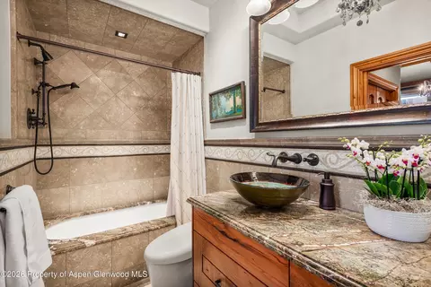 Bath - 455 Gold Rivers Court 531 532 Basalt Co 81621 Ct #531 & 532, Basalt, CO 81621 photo 5 of 5