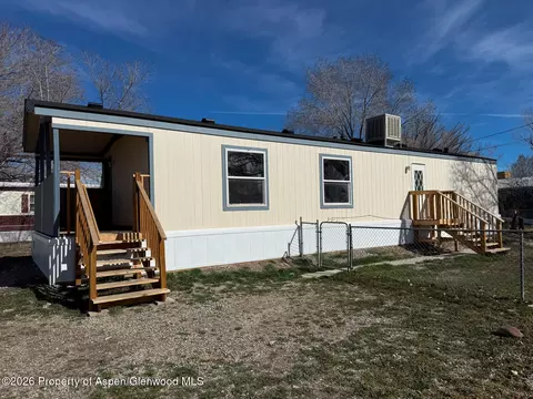 552 E View Drive Grand Junction Co 81504 Dr, Grand Junction, CO 81504