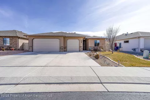 668 Strathearn Drive Grand Junction Co 81504 Dr, Grand Junction, CO 81504