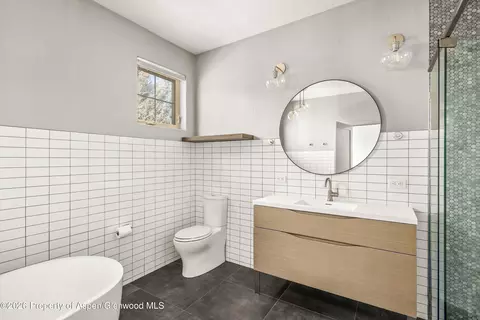 Bath - 634 Evans Court Basalt Co 81621 Ct, Basalt, CO 81621 photo 1 of 4