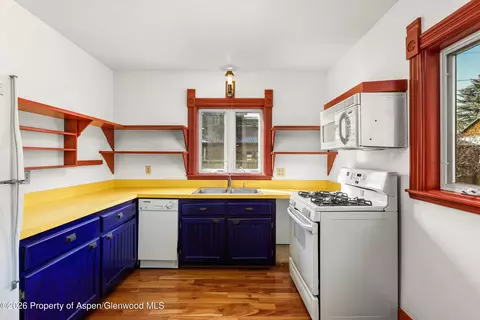 Kitchen - 235 E Homestead Drive Basalt Co 81621 Dr, Basalt, CO 81621 photo 1 of 1