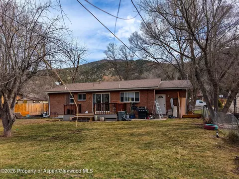 1713 Grand Avenue Glenwood Springs Co 81601 Ave, Glenwood Springs, CO 81601