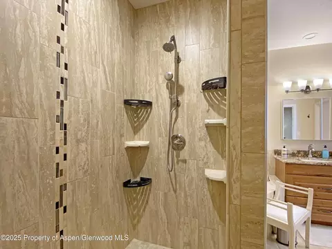 Bath - 1351 La Mesa Circle Rangely Co 81648 Cir, Rangely, CO 81648 photo 3 of 7