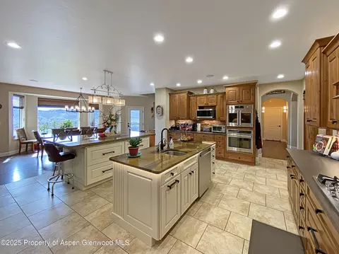 Kitchen - 1351 La Mesa Circle Rangely Co 81648 Cir, Rangely, CO 81648 photo 3 of 4