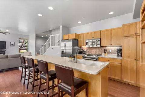 Kitchen - 548 Evans Court Basalt Co 81621 Ct, Basalt, CO 81621 photo 3 of 4