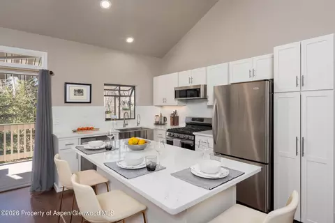 Kitchen - 2003 Arbor Park Drive 1-b Basalt Co 81621 Dr #1-B, Basalt, CO 81621 photo 1 of 2