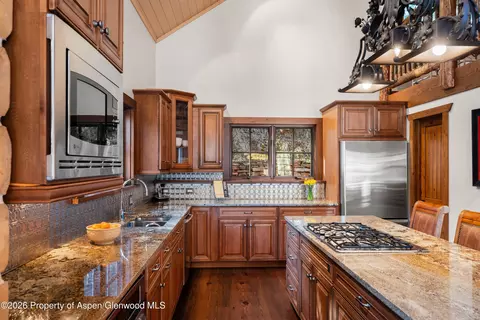 Kitchen - 397 Oak Road Basalt Co 81621 Rd, Basalt, CO 81621 photo 3 of 3