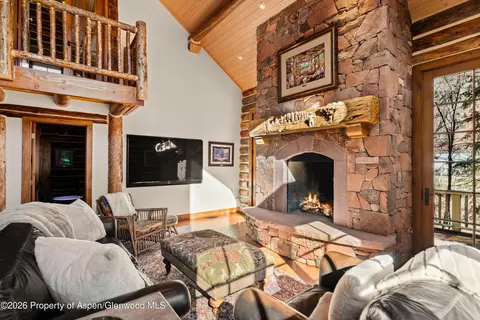 Living - 397 Oak Road Basalt Co 81621 Rd, Basalt, CO 81621 photo 3 of 4