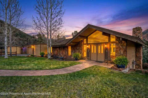 218 Oak Lane Glenwood Springs Co 81601 Ln, Glenwood Springs, CO 81601