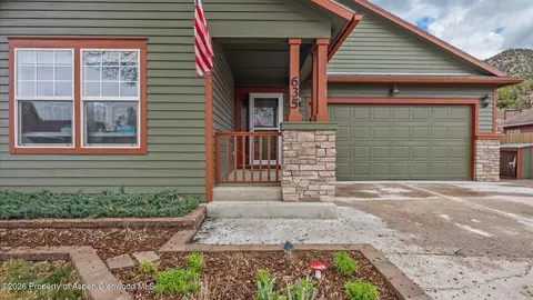 635 Lariat Loop New Castle Co 81647 Loop, New Castle, CO 81647