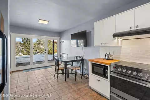 Kitchen - 255 Little Pinon Basalt Co 81621, Basalt, CO 81621 photo 6 of 6